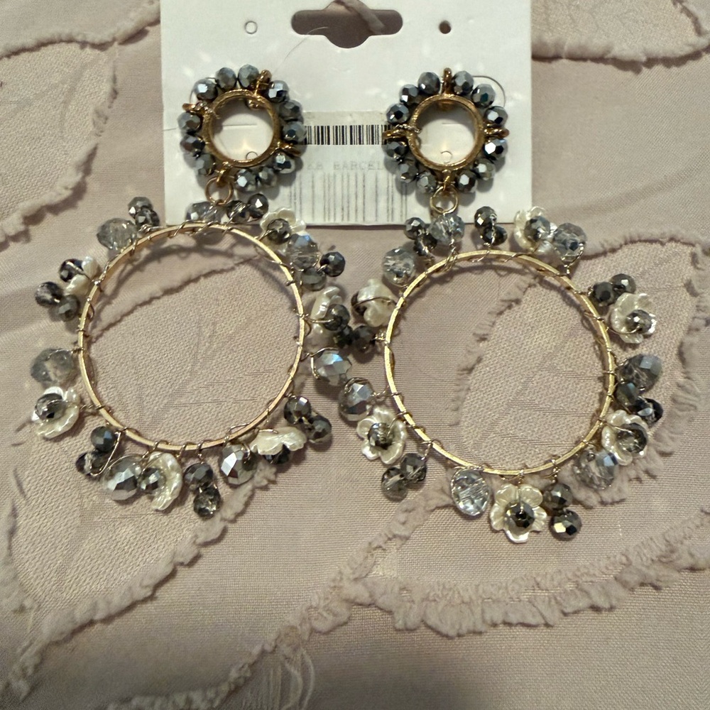 Chic Gold and Silver Floral Drop Earrings